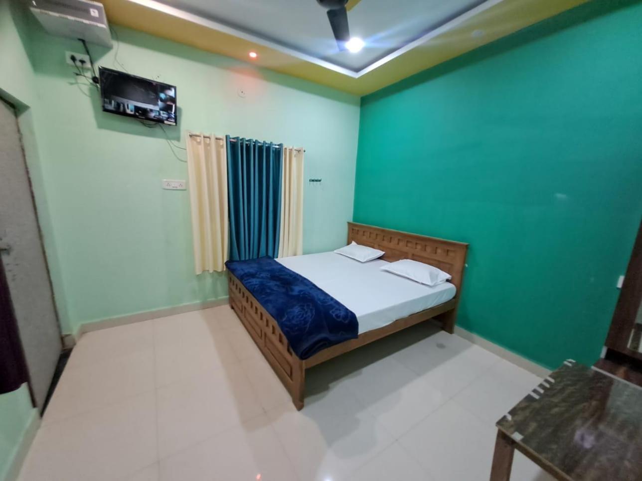 Utsav Lodge And Mangal Bhavan Pipariā エクステリア 写真