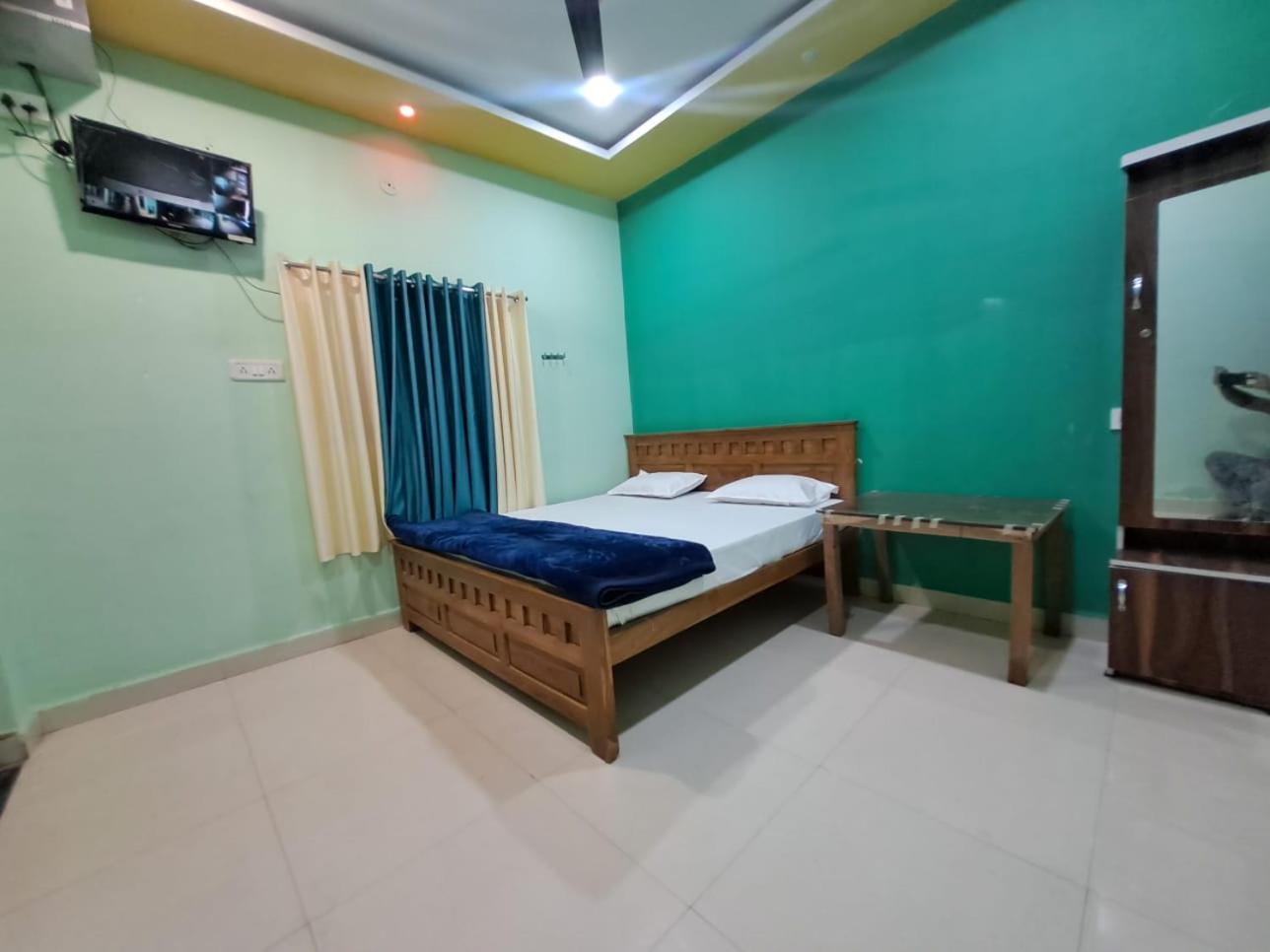 Utsav Lodge And Mangal Bhavan Pipariā エクステリア 写真